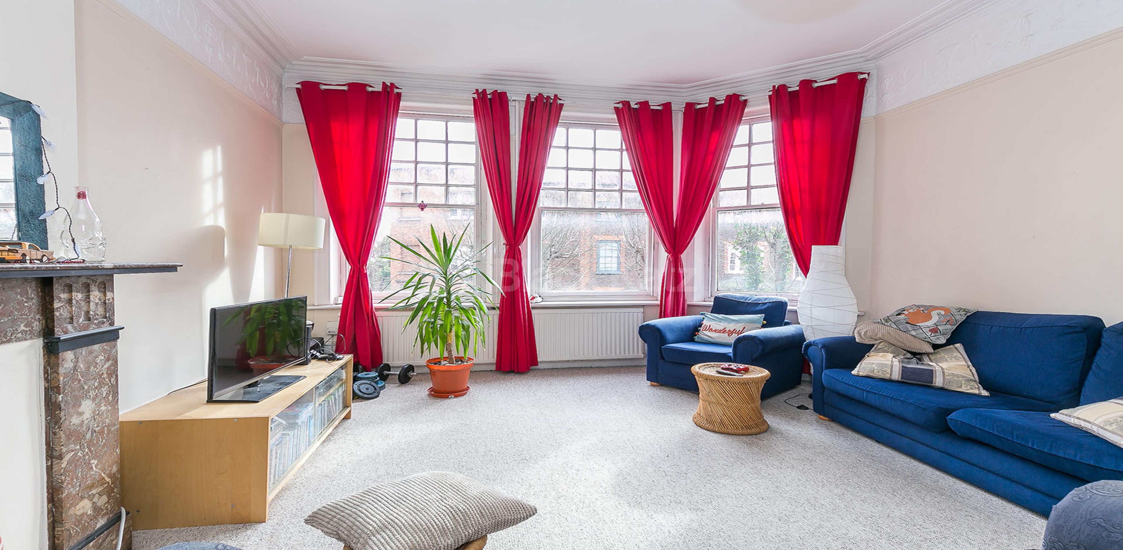 			NEW INSTRUCTION!, 3 Bedroom, 1 bath, 1 reception Flat			 Linden Mansions, Hornsey Lane, Highgate N6